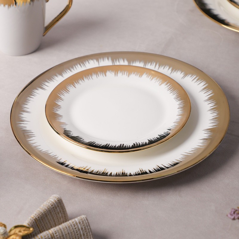 Service de Table 16 Pièces en Porcelaine - Motif 1